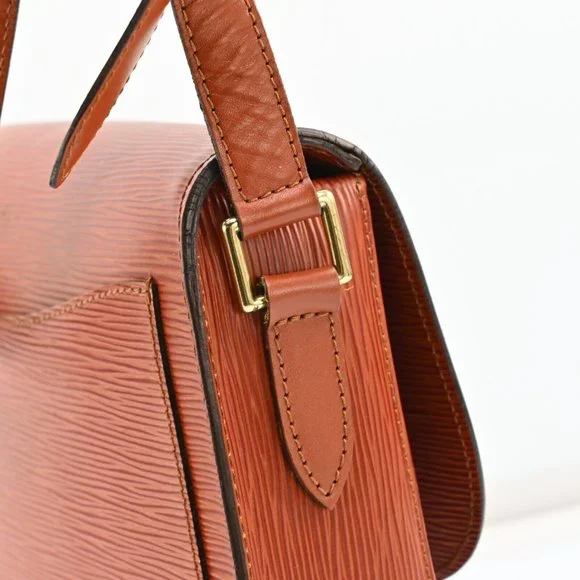 Louis Vuitton Saint Cloud GM in Brown Epi Leather - Picture 9 of 16